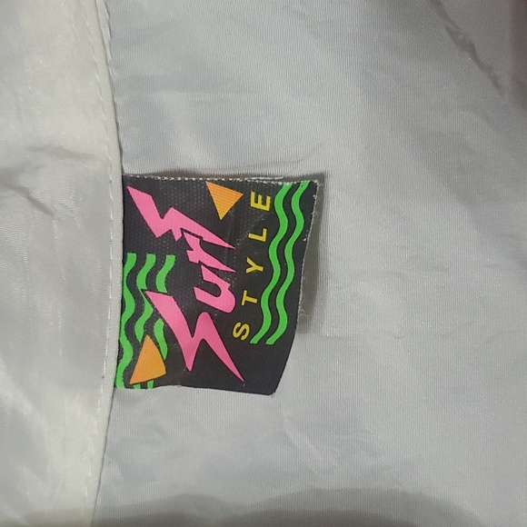 Surf Style pullover wind breaker - Picture 3 of 8